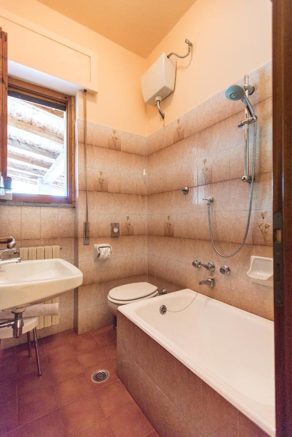 Albergo La Genzianella Miasino Zewnętrze zdjęcie