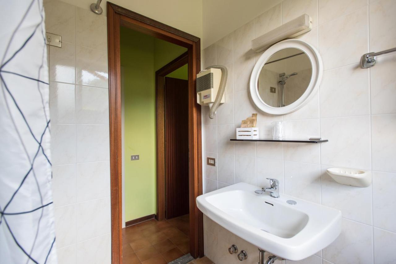 Albergo La Genzianella Miasino Zewnętrze zdjęcie