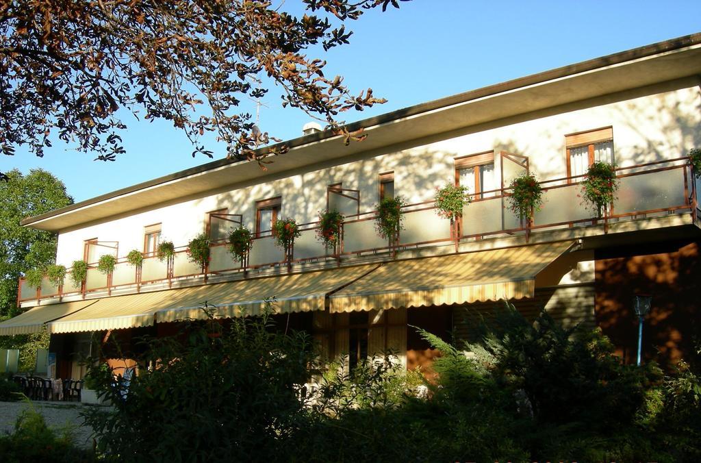 Albergo La Genzianella Miasino Zewnętrze zdjęcie
